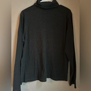 Eddie Bauer. Women’s turtle neck size large.